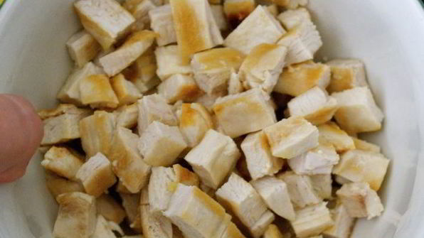 томаты, фаршированные гавайским куриным салатом