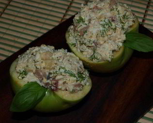 Яблоки с сельдью