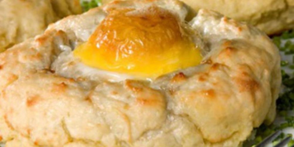 Рецепт яичницы в гнезде