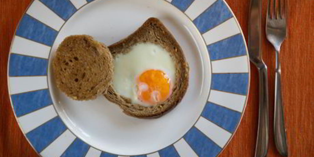 Рецепт яичницы в иллюминаторе