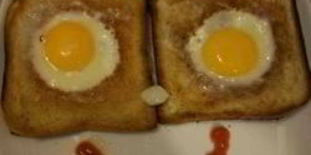 Рецепт яичницы в хлебе