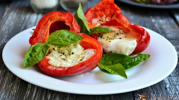 яичница в перце в микроволновке