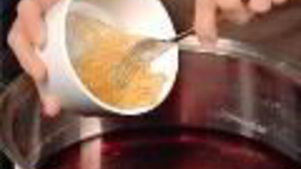 заливное из белой рыбы в свекольном желе