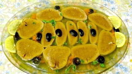 Заливное из говяжьего языка с маслинами