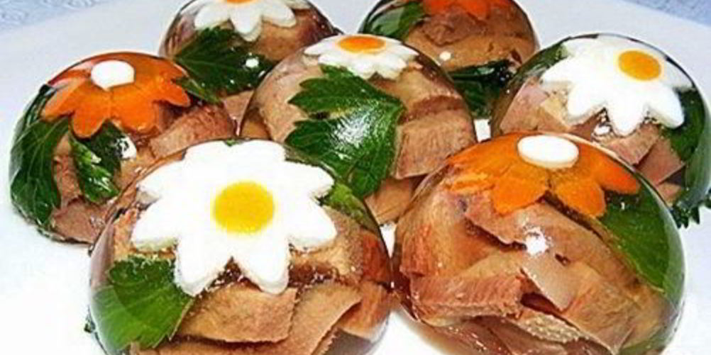 Рецепт заливного из свиного языка праздничное