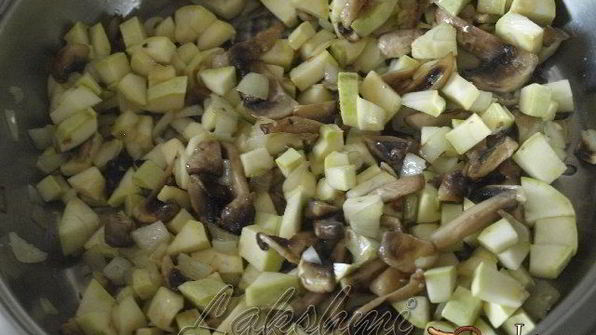 лодочки из кабачков с жульеном и курицей