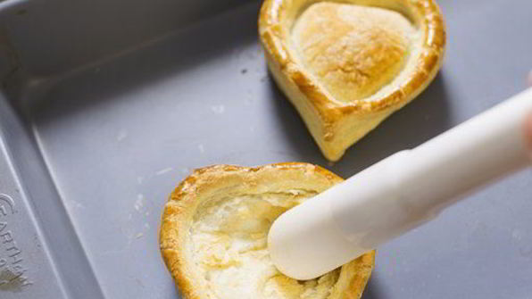 слоеные сердечки с жюльеном из креветок