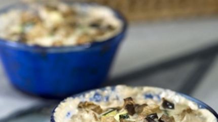 Жюльен из морепродуктов с баклажанами